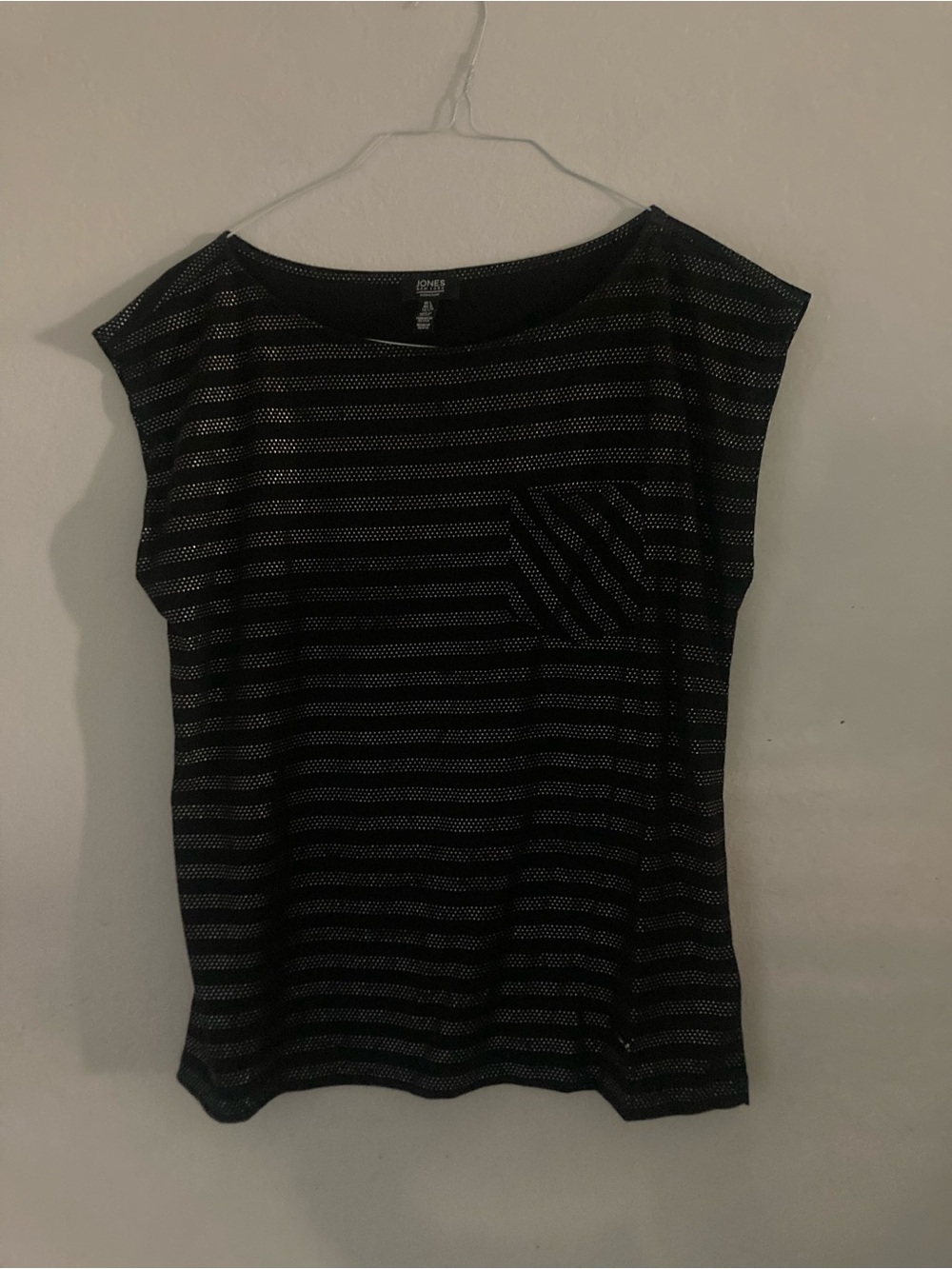 Jones New York Black and Gray Striped Cap-Sleeve Top